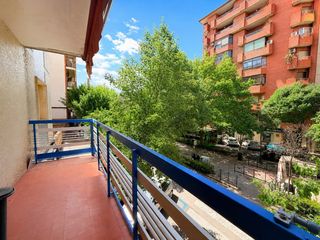 Flat in Casco Antiguo. Vivienda en venta en avenida virgen de la montaña, cáceres.
