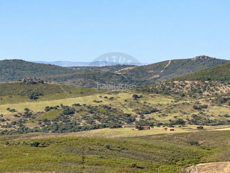 Foto 47192f90-2210-43b7-8a1d-3a4f8b7711b1. Masia a Deleitosa