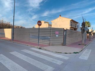 Terreno residenziale en Calle libertad 7. Solar edificable en el llano