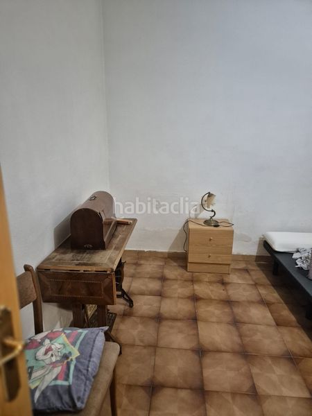 Foto c0df4024-f615-4c81-b8cf-c5d542cde860. Casa adossada amb xemeneia aparcament a Ceutí