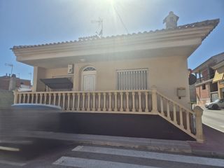 Haus  Calle vasco núñez de balboa 35. Casa en planta baja
