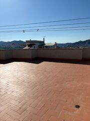 Penthouse  Carrer de la circumval.lació. Atico con terraza de mas de 100metros privada.