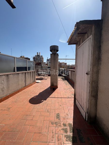 Foto 30b64a12-4a70-444b-bb67-4d37d3eea364. Àtic a Guinardó Barcelona