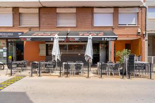 Local commercial à Palma de Cervelló (La). En venta local restaurante pizzeria por jubilacion en pleno rend