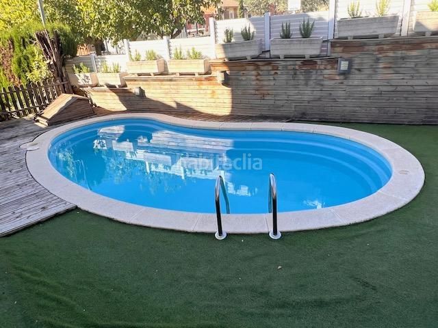 Foto 01fcc1b7-0290-41b3-bce1-d7f4b9353a4d. Casa adosada casa esquinera en venta en la palma de cervelló con jardín, piscina, soleada, exterior, zona barbacoa, terrazas, garaje en Palma de Cervelló (La)