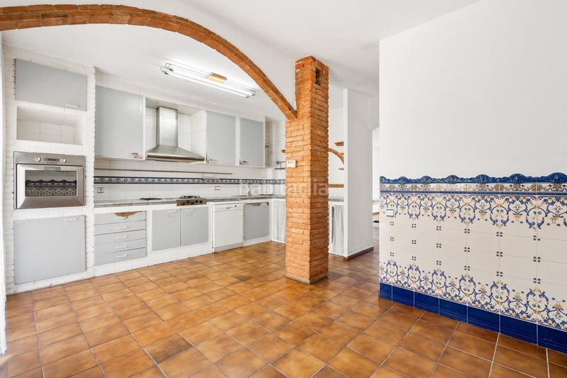 Foto ef1bdd5a-efcd-46b7-9397-8f826c1031b1. Casa adosada casa esquinera en venta en la palma de cervelló con jardín, piscina, soleada, exterior, zona barbacoa, terrazas, garaje en Palma de Cervelló (La)
