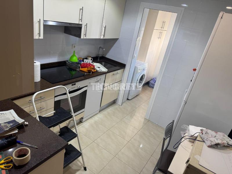 Foto b5555d23-0677-44ec-b3bd-98512bd3a049. Flat with heating in Alamín Guadalajara