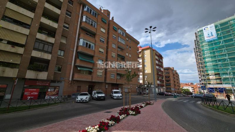 Foto d36bd7b5-b6d1-40dd-854a-f44dc6e9414d. Pis amb calefacció aparcament a Casco Histórico Guadalajara