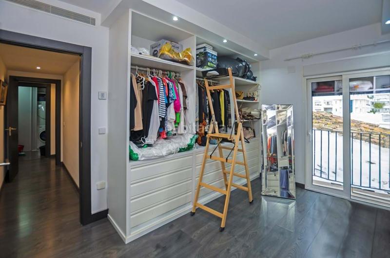 Foto 50b1936f-1a98-4bea-af00-8a0aee9a3b7d. Pis amb aparcament a Puerto Banús Marbella