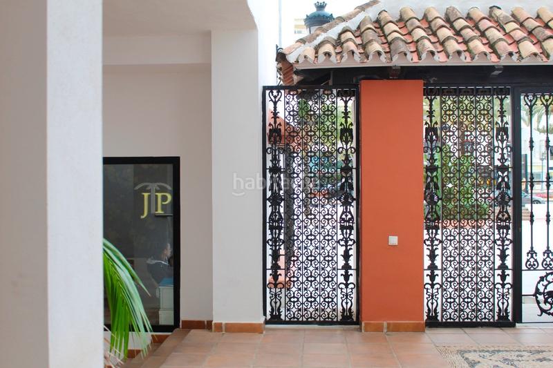 Foto c2f70173-4378-4dd2-bb40-8b83d2095a66. Pis amb aparcament a Puerto Banús Marbella