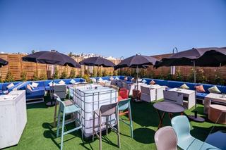 Traspaso Local Comercial  Avenida del golf   c.c riviera (mijas)
