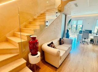 Büro  Camino de camoján