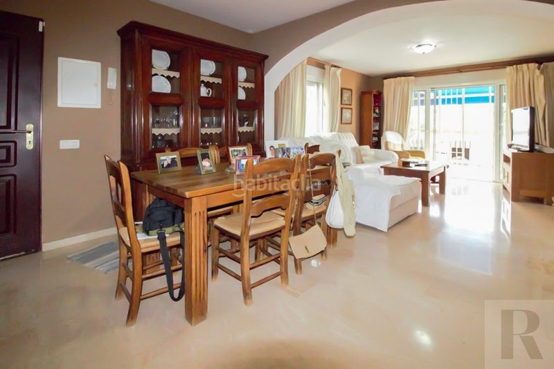 Foto a9807767-910a-405e-ba0f-5959f35e0ce9. Etagenwohnung in Nueva Andalucía centro Marbella