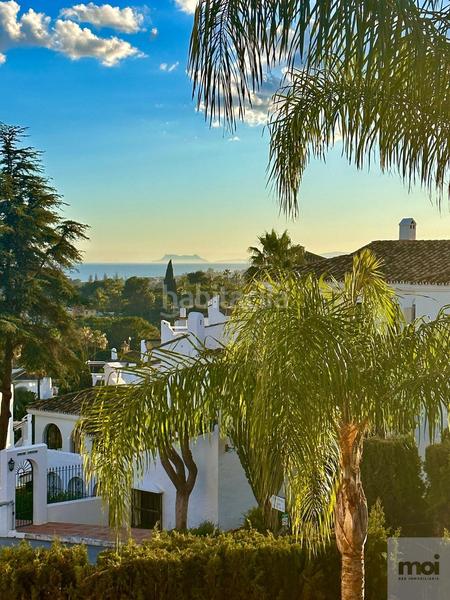 Foto c73c8315-377b-4e98-95ba-74768f3f9f3c. Etagenwohnung mit heizung parking pool in Nueva Andalucía centro Marbella