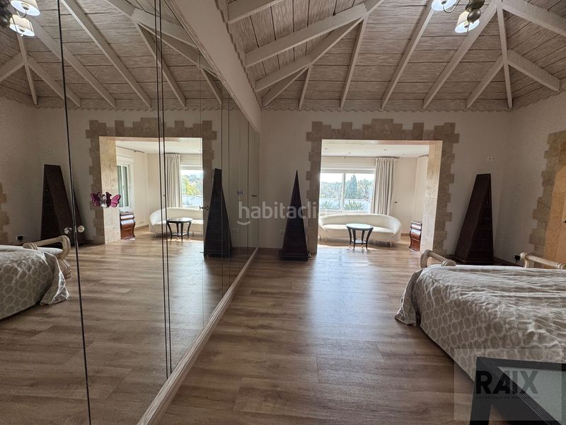 Foto defd227b-8948-4e78-a2d4-04ce3a1210f1. Casa amb aparcament piscina a Las Lomas de Río Verde Marbella