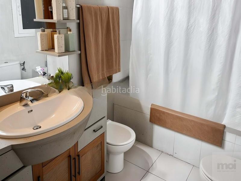 Foto 0cadb15f-e33a-4670-ae90-2809f48b7ab3. Piso en Banyoles