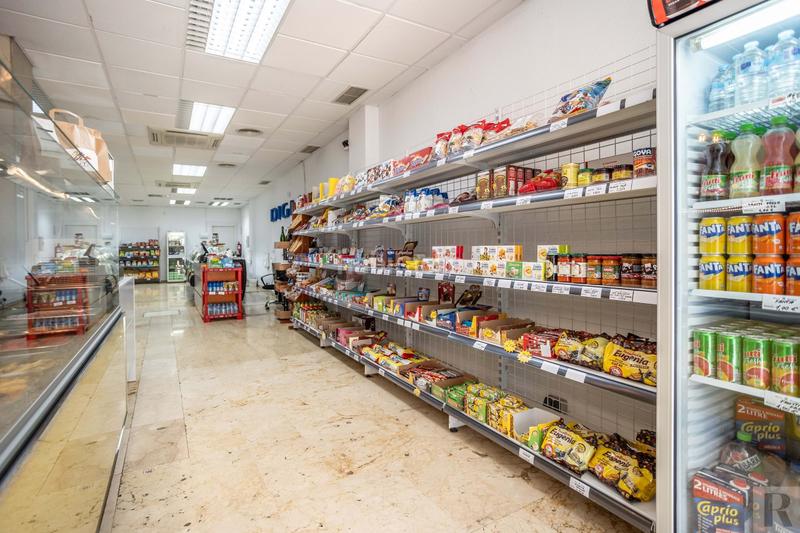 Foto 4df3c415-af20-4c7a-aeb0-a0ebb90184c4. Traspaso local comercial en Avenida de la Paz Xirivella