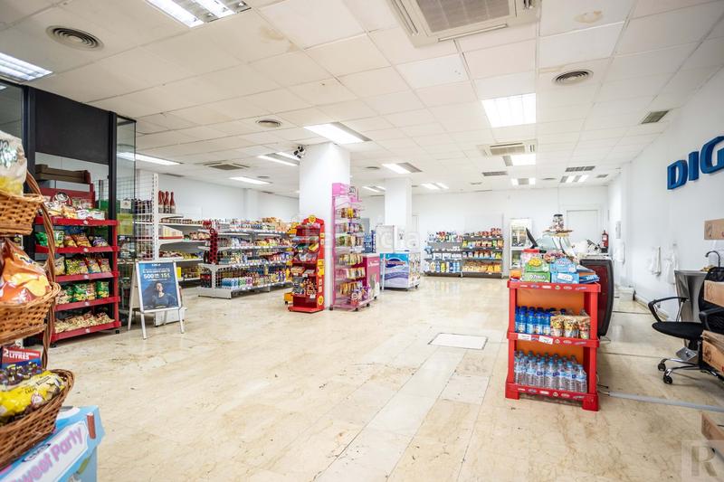 Foto ce6b071b-cc2d-4fcb-9aba-7cf47487bf2f. Traspaso local comercial en Avenida de la Paz Xirivella