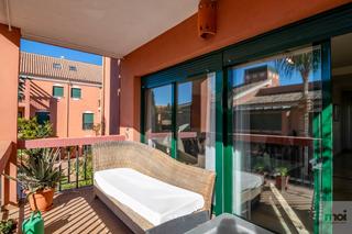Piso  Calle de los alcotanes. Descubre este precioso piso de 2 dormitorios, donde la comodidad