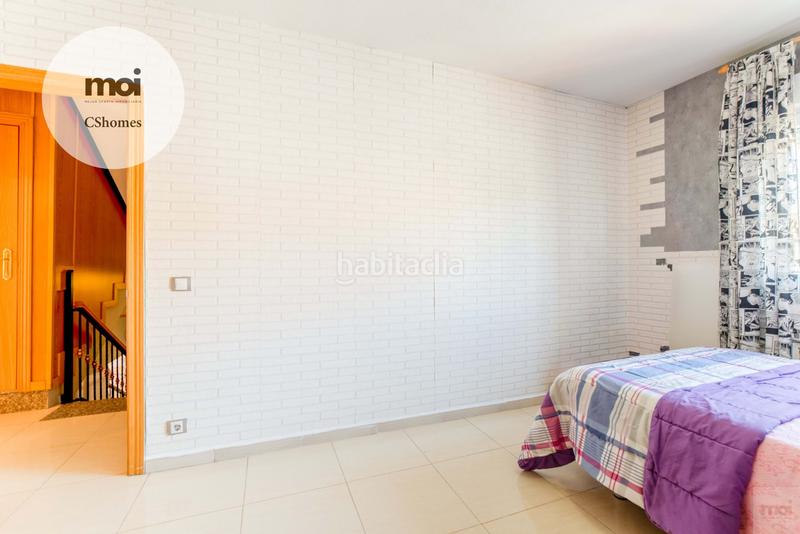Foto a06a5c5a-a7e2-4e7e-b0a1-6634c9777490. Casa amb calefacció aparcament piscina a Las Lomas Seseña