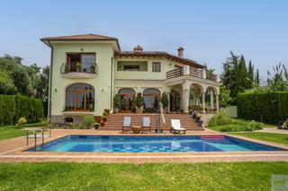 Casa  Los claveles. Villa de lujo en venta en el rosario  marbella una joya mediterr