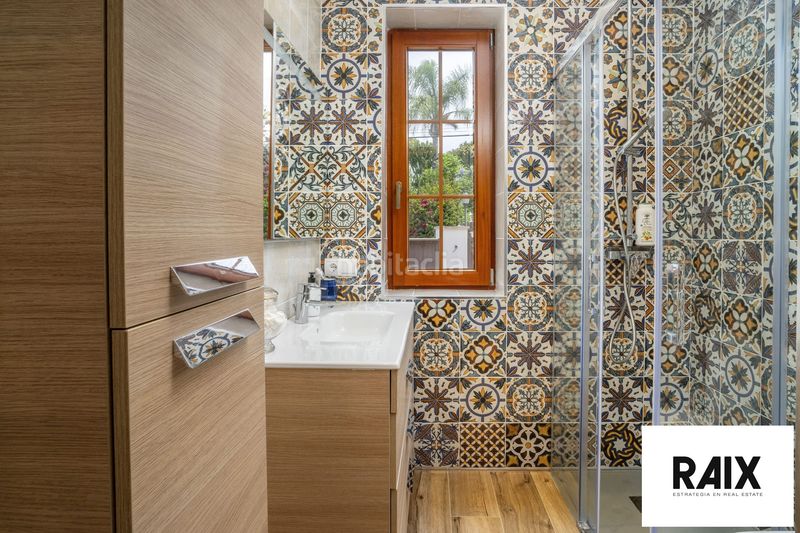 Foto 405793f5-8fa6-4aba-8da6-d90de78ceeb2. Casa amb calefacció aparcament piscina a El Rosario - Ricmar Marbella