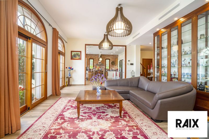 Foto 956f6b8b-1c7c-4357-ba76-53a548d7b51e. Casa amb calefacció aparcament piscina a El Rosario - Ricmar Marbella