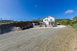 Casa  Polgono  parcela