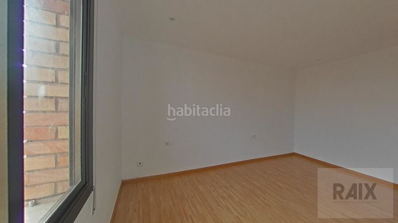 Foto 45b6410e-34fc-4575-bd24-ab0ce00e64dc. Pis a Diagonal-Colomeres Gavà
