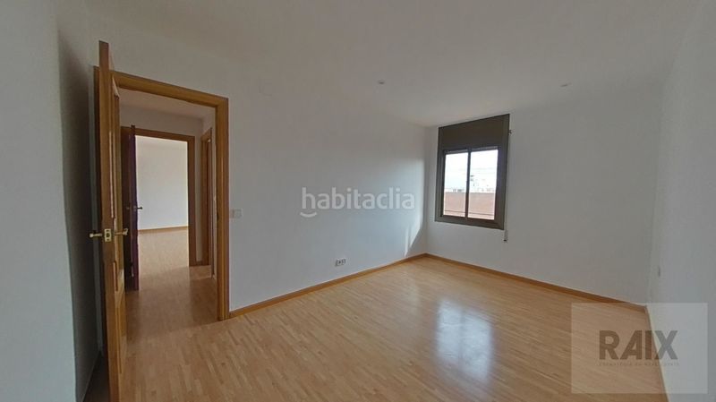 Foto c49fe6ab-1040-4f5e-bb74-bfcf7d55db10. Pis a Diagonal-Colomeres Gavà