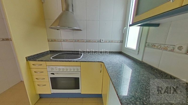 Foto cb37624f-5dbb-4a28-b8bf-a5b833b97a14. Pis a Diagonal-Colomeres Gavà