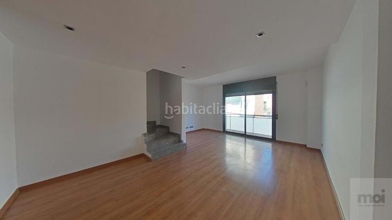 Foto 22fade4a-7e9f-4e10-9859-90662dd23830. Dúplex amb calefacció a Sant Josep Hospitalet de Llobregat (L´)