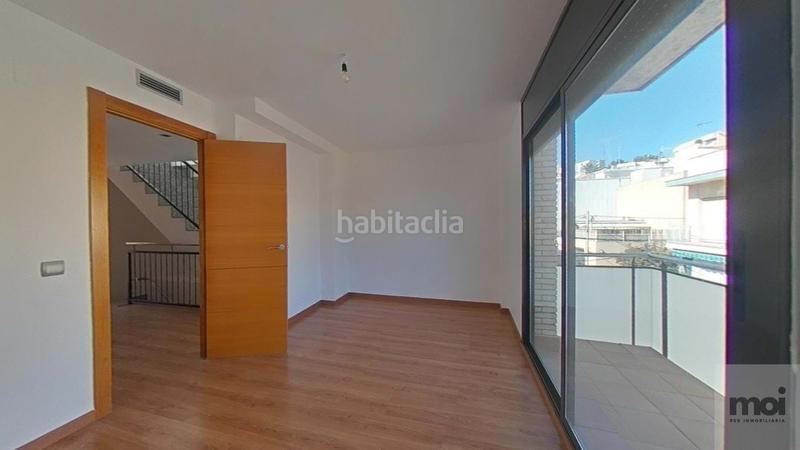 Foto 253628ef-5d4e-4f35-89cd-f4e22d219d87. Dúplex amb calefacció a Sant Josep Hospitalet de Llobregat (L´)