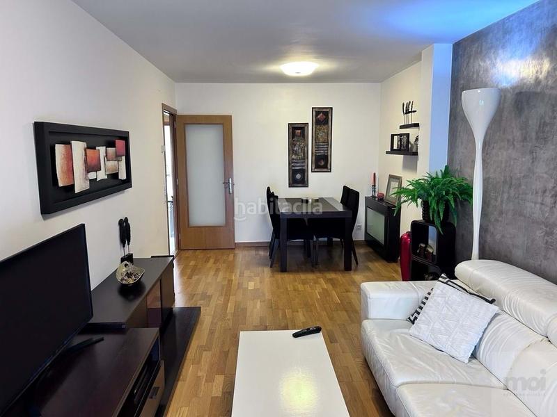 Foto 4242b4a3-ff50-49c4-996a-8f07742ebf2b. Piso en Olot
