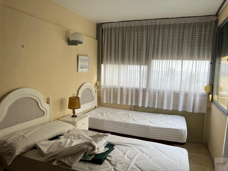 Foto b0ad0044-4579-47a1-9ec8-017ccc6d4c61. Piso en Playa Bajadilla - Puertos Marbella