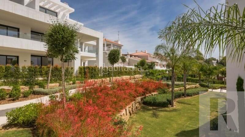 Foto c6bb5258-c925-4a5e-930e-da4e26ccb75a. Etagenwohnung mit parking in Paraiso - Barronal Estepona