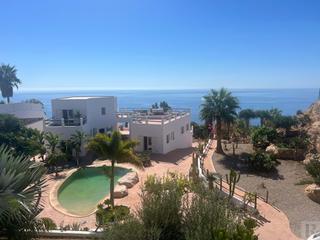 Casa  Avenida  almendros