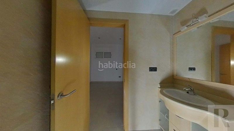 Foto 543c9ec4-b39e-47d4-a87a-c6e21f86935b. Pis a El Camp de l´Arpa del Clot Barcelona