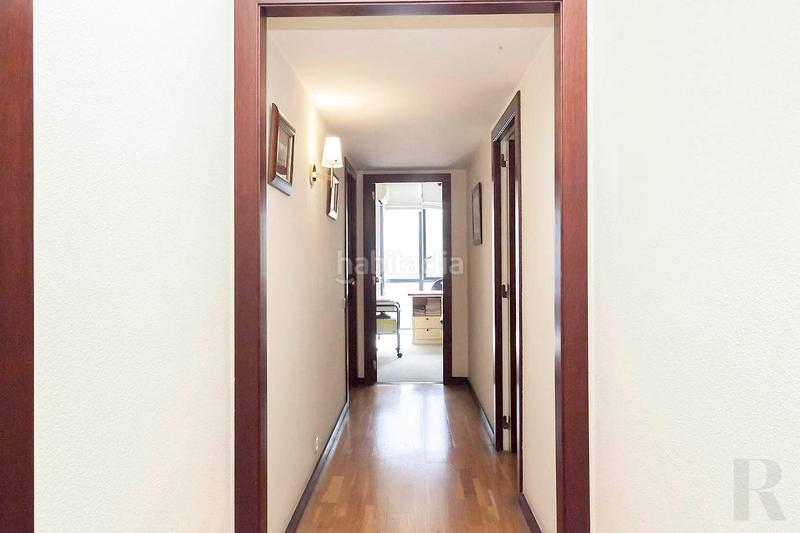 Foto 42066160-ce04-4540-b3ed-503ff977394b. Appartamento in Sant Antoni Barcelona