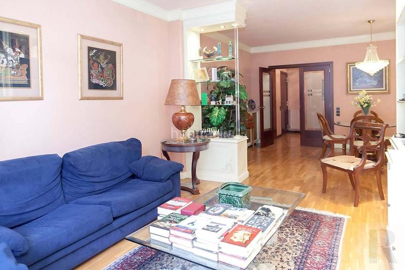 Foto b1cb02e4-e1a5-48ea-b0b7-817b0b31f5e4. Appartamento in Sant Antoni Barcelona