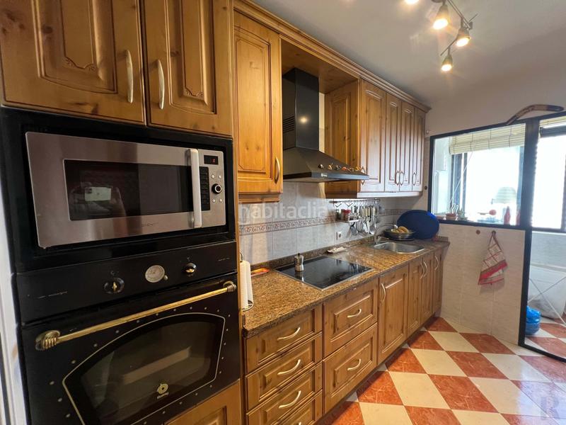 Foto 376bc4f9-e42b-450d-b394-25ca0b581bd8. Etagenwohnung mit heizung parking pool in Las Gaviotas - Carvajal Fuengirola