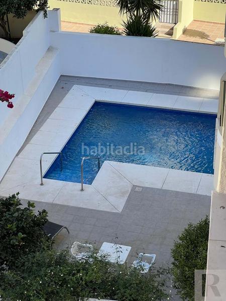 Foto 0a10d3f2-69e4-45ab-a4cb-0e22e5a70658. Pis amb calefacció aparcament piscina a Las Gaviotas - Carvajal Fuengirola
