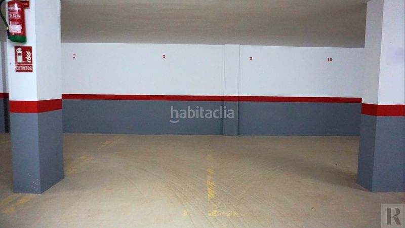 Foto 467a7d48-2e67-4638-9e42-02b834ff0bea. Aparcament cotxe a Malilla Valencia