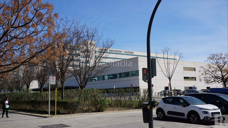 Foto 9a8bcb47-a6cf-4c04-8ca9-9c610c2048ae. Aparcament cotxe a Malilla Valencia