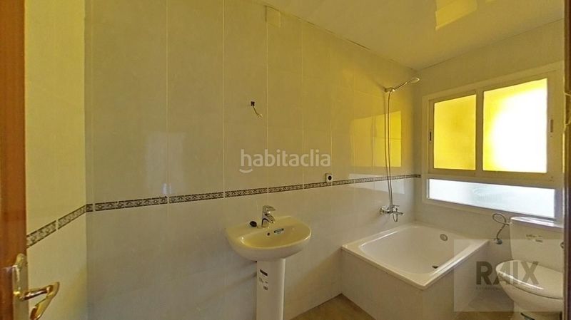 Foto 1228153d-358a-47ba-ab43-39f0d5e5cdc5. Pis a Poble Nou Sabadell