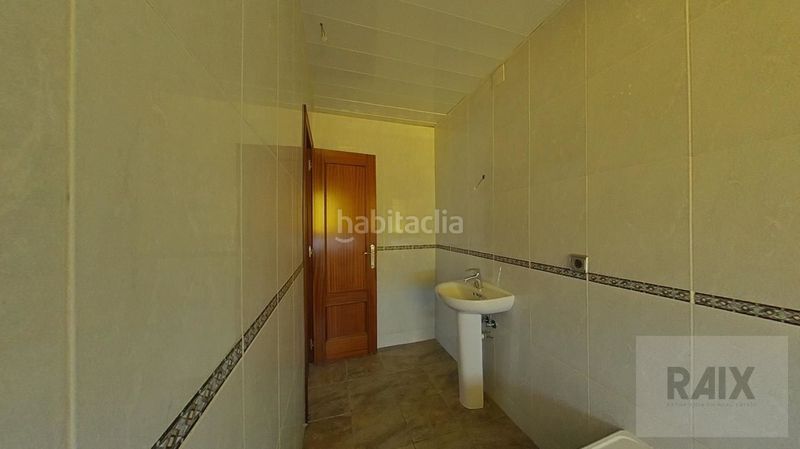 Foto de81a988-3d65-4e91-bcb9-d0e77cc58662. Pis a Poble Nou Sabadell