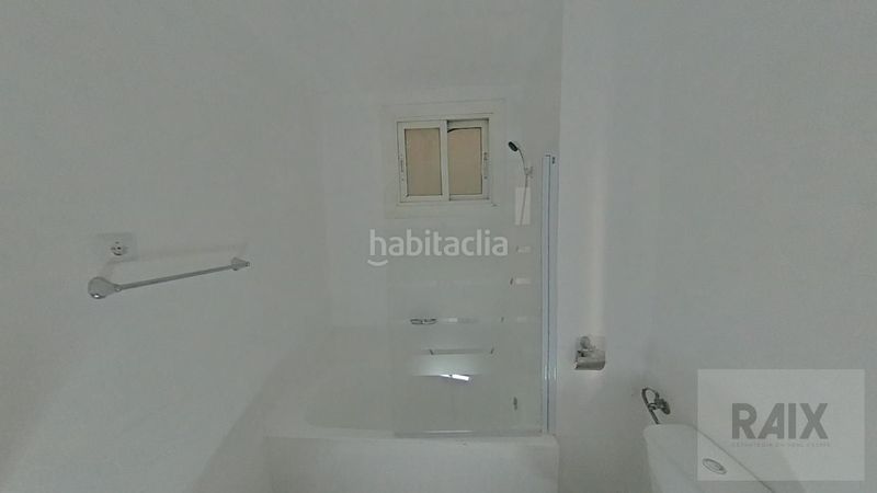 Foto 0e818805-f3b5-43ff-8b13-d6207f32346a. Piso en Centre Sabadell