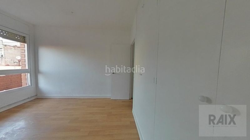Foto 123b3ad1-f95a-41ed-b171-0ee1edcd7e24. Piso en Centre Sabadell