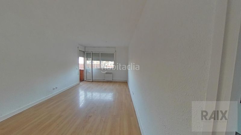 Foto 6074679d-a9ae-4926-ab51-e8b236c62290. Piso en Centre Sabadell