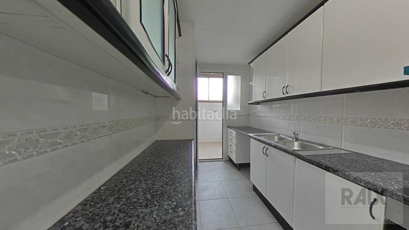 Foto 9fa86179-1bb9-42be-affe-8b3867c35887. Piso en Centre Sabadell